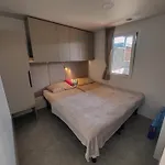 Mobile Eneliasunhouse Na Moru 펜션 *