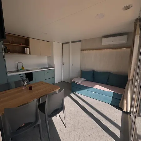 Mobile Eneliasunhouse Na Moru Holiday home